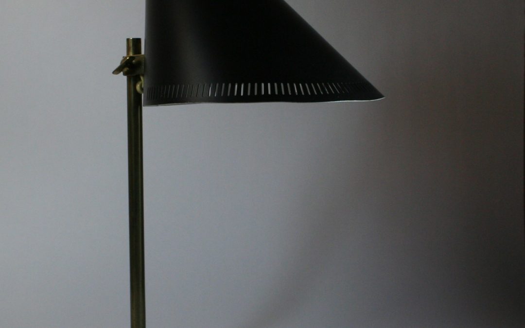 Paavo Tynell Table lamp 9227