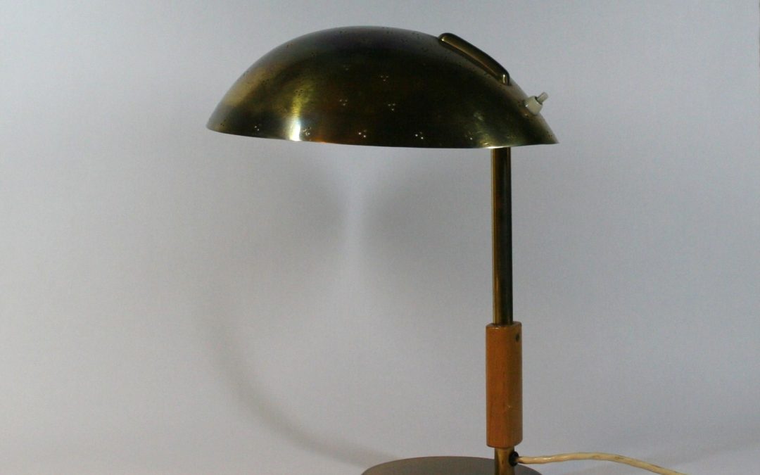 Paavo Tynell Table lamp 9218