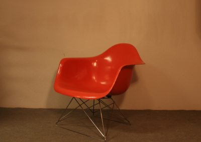 Charles and Ray Eames Side Chair LAR